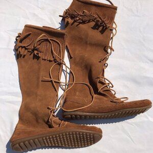 Tall fringe moccasins 10 boots genuine leather suede MINNETONKA Native American